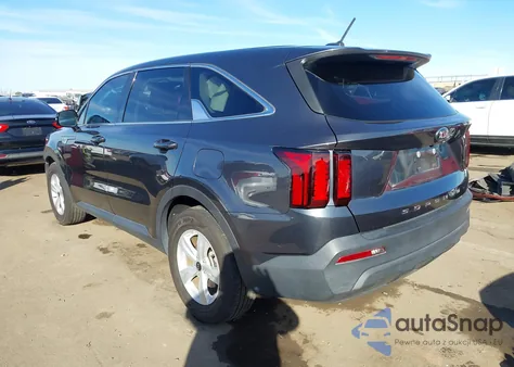 2021 Kia Sorento Lx z USA, uszkodzony, nr VIN 5XYRG4LC1MG072924